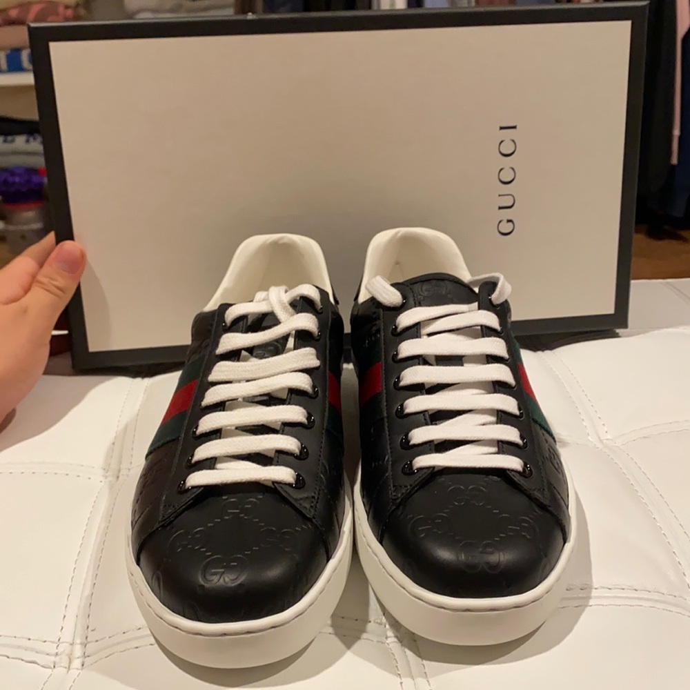 Black Leather Gucci GG Shoes